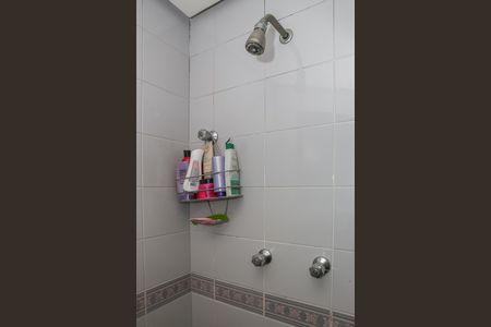 Apartamento à venda com 247m², 4 quartos e 4 vagas Apartamento à venda com 247m², 4 quartos e 4 vagasBanheiro da Suíte 2