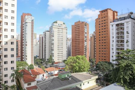 Apartamento à venda com 247m², 4 quartos e 4 vagas Apartamento à venda com 247m², 4 quartos e 4 vagasVista da Suíte 1