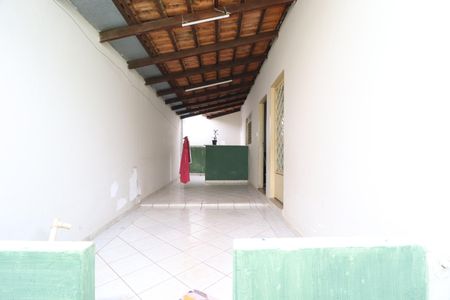 Casa para alugar com 60m², 2 quartos e 1 vagaVaranda