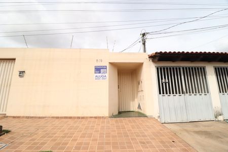 Casa para alugar com 60m², 2 quartos e 1 vagaPlaquinha