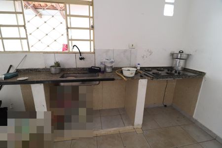 Casa para alugar com 60m², 2 quartos e 1 vagaCozinha