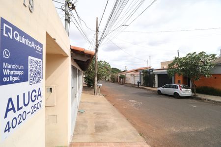 Casa para alugar com 60m², 2 quartos e 1 vagaPlaquinha