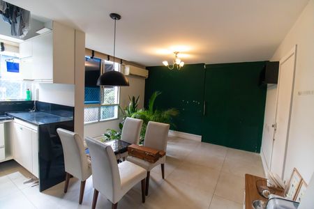 Apartamento à venda com 45m², 1 quarto e 1 vaga Apartamento à venda com 45m², 1 quarto e 1 vagaSala