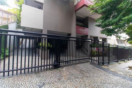 Apartamento à venda com 45m², 1 quarto e 1 vaga Apartamento à venda com 45m², 1 quarto e 1 vagaFachada