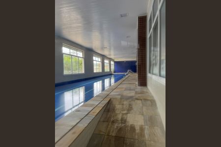 Área externa de casa à venda com 3 quartos, 190m² em Cidade São Francisco, São Paulo