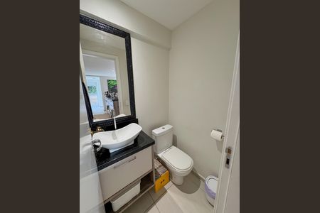 Casa para alugar com 190m², 3 quartos e 4 vagasBanheiro