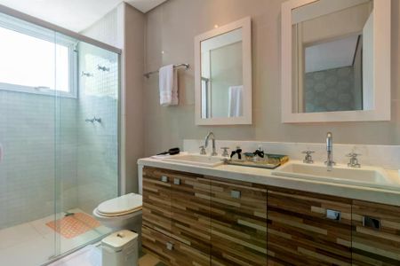 Apartamento à venda com 180m², 3 quartos e 4 vagas