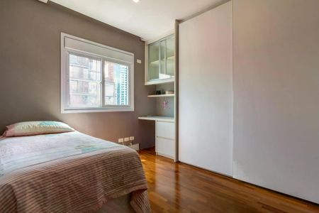 Apartamento à venda com 180m², 3 quartos e 4 vagas