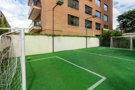 Apartamento à venda com 180m², 3 quartos e 4 vagas