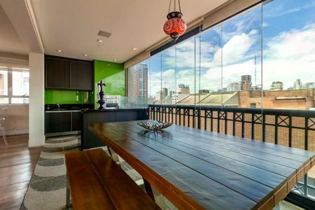 Apartamento à venda com 180m², 3 quartos e 4 vagas