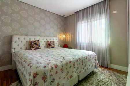 Apartamento à venda com 180m², 3 quartos e 4 vagas