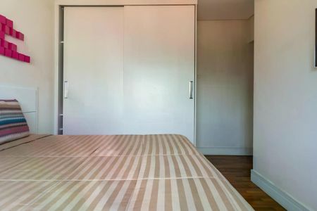 Apartamento à venda com 180m², 3 quartos e 4 vagas