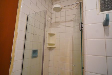 Banheiro de apartamento para alugar com 1 quarto, 40m² em Centro Histórico, Porto Alegre