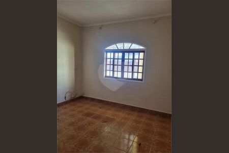 Casa à venda com 3 quartos, 140m² em Raposo Tavares, São Paulo