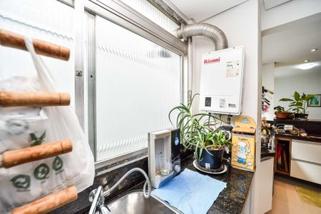 Apartamento à venda com 80m², 2 quartos e 1 vagaÁrea de Serviço