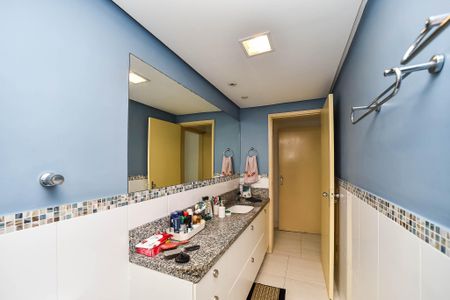 Apartamento à venda com 80m², 2 quartos e 1 vagaBanheiro
