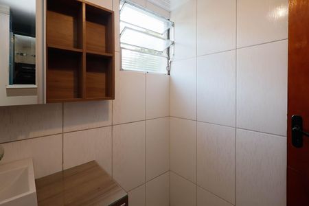 Apartamento à venda com 64m², 3 quartos e sem vaga Apartamento à venda com 64m², 3 quartos e sem vagaBanheiro 1