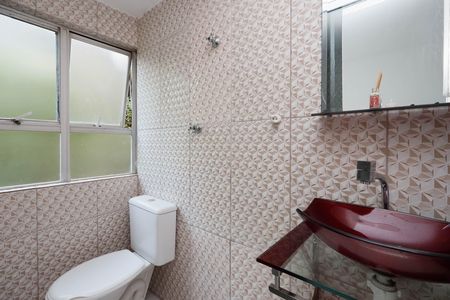 Apartamento à venda com 64m², 3 quartos e sem vaga Apartamento à venda com 64m², 3 quartos e sem vagaBanheiro da Suíte