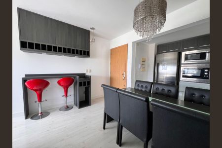 Apartamento à venda com 91m², 3 quartos e 2 vagas Apartamento à venda com 91m², 3 quartos e 2 vagasCozinha