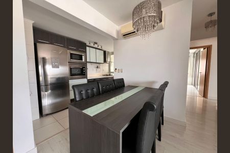 Apartamento à venda com 91m², 3 quartos e 2 vagas Apartamento à venda com 91m², 3 quartos e 2 vagasCozinha