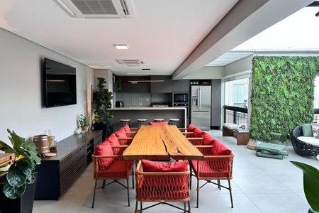 Apartamento à venda com 165m², 2 quartos e 3 vagas