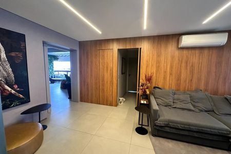 Apartamento à venda com 165m², 2 quartos e 3 vagas