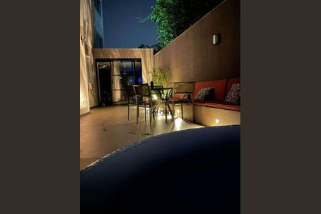 Apartamento à venda com 211m², 2 quartos e 2 vagas