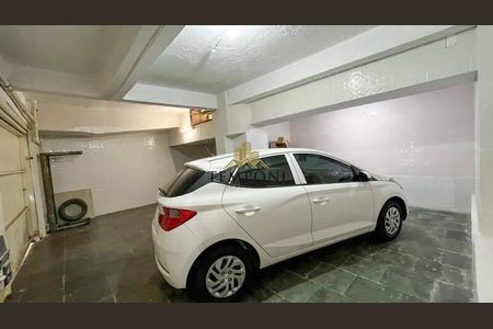 Casa à venda com 317m², 4 quartos e 2 vagas