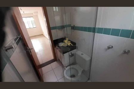 Casa à venda com 2 quartos, 108m² em Vila Paquetá, Belo Horizonte