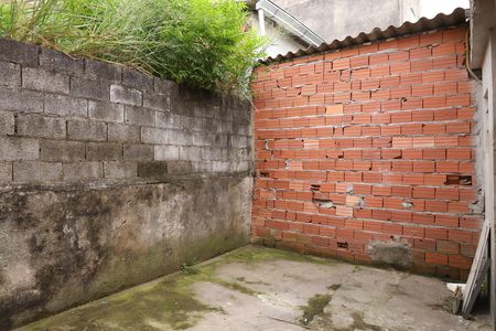 Casa para alugar com 100m², 1 quarto e 2 vagasQuintal