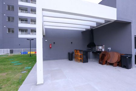 Apartamento para alugar com 30m², 2 quartos e sem vaga Apartamento para alugar com 30m², 2 quartos e sem vagaÁrea comum - Churrasqueira