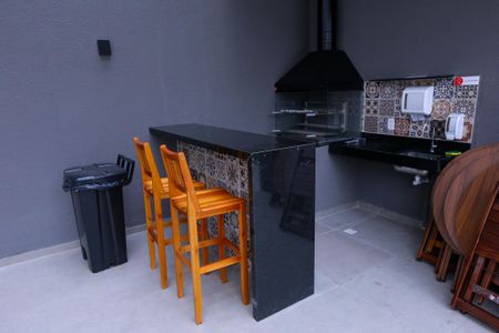Apartamento para alugar com 30m², 2 quartos e sem vaga Apartamento para alugar com 30m², 2 quartos e sem vagaChurrasqueira