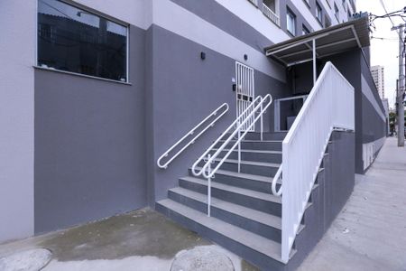 Apartamento para alugar com 30m², 2 quartos e sem vaga Apartamento para alugar com 30m², 2 quartos e sem vagaFachada e portaria