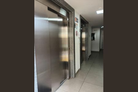 Apartamento à venda com 43m², 2 quartos e 1 vaga Apartamento à venda com 43m², 2 quartos e 1 vagaPortaria