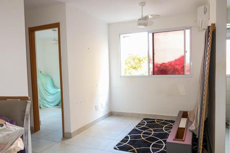 Sala de apartamento à venda com 2 quartos, 43m² em Encantado, Rio de Janeiro