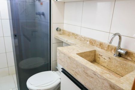 Apartamento à venda com 43m², 2 quartos e 1 vaga Apartamento à venda com 43m², 2 quartos e 1 vagaBanheiro