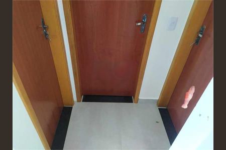 Apartamento à venda com 2 quartos, 53m² em Utinga, Santo André