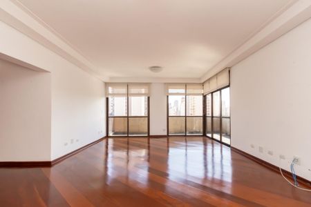 Apartamento à venda com 200m², 4 quartos e 4 vagas Apartamento à venda com 200m², 4 quartos e 4 vagasFoto 05