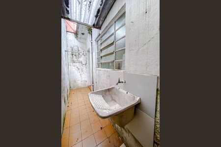 Casa para alugar com 60m², 1 quarto e sem vaga Casa para alugar com 60m², 1 quarto e sem vagaÁrea de Serviço