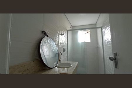 Casa à venda com 3 quartos, 206m² em Vila Scarpelli, Santo André