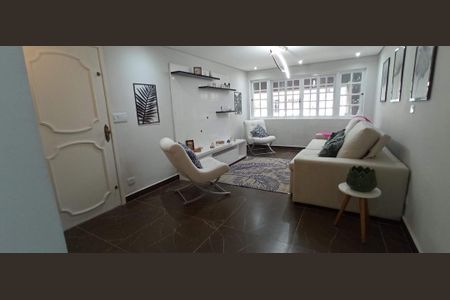 Casa à venda com 3 quartos, 206m² em Vila Scarpelli, Santo André