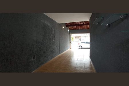 Casa à venda com 206m², 3 quartos e 4 vagas