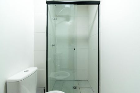 Banheiro da Suíte de apartamento para alugar com 1 quarto, 27m² em Jardim Oriental, São Paulo