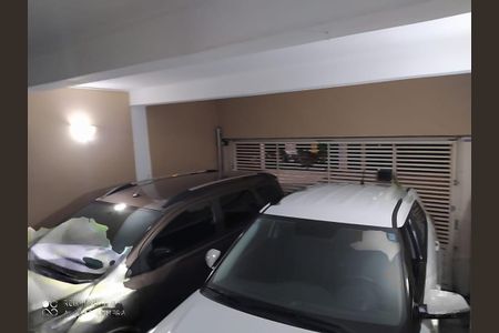 Casa à venda com 240m², 3 quartos e 2 vagas