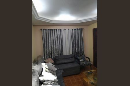Casa à venda com 240m², 3 quartos e 2 vagas