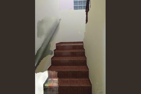 Casa à venda com 240m², 3 quartos e 2 vagas