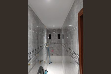 Casa à venda com 3 quartos, 240m² em Jardim Las Vegas, Santo André