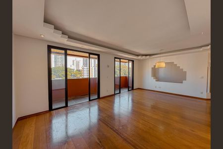 Apartamento à venda com 181m², 3 quartos e 2 vagas
