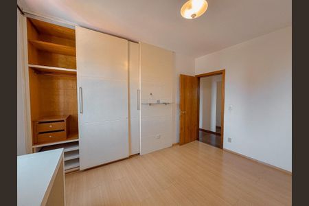 Apartamento à venda com 181m², 3 quartos e 2 vagas