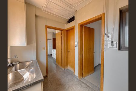 Apartamento à venda com 181m², 3 quartos e 2 vagas